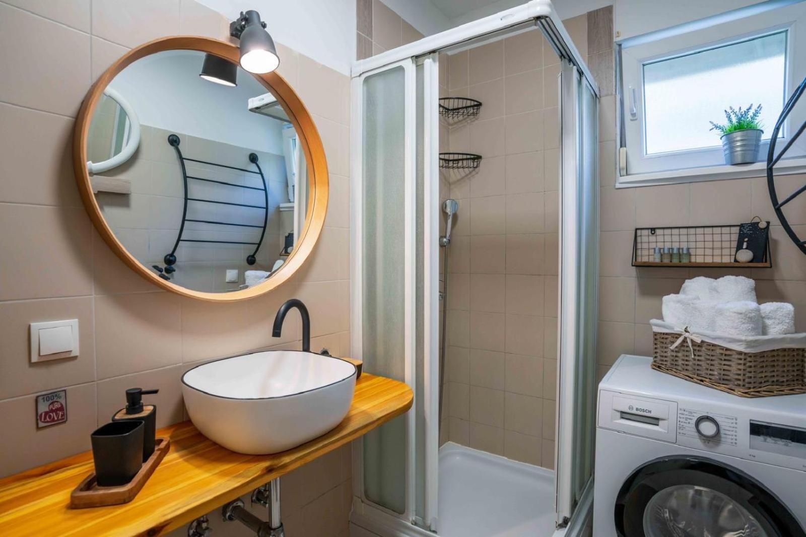 Apartment With Terrace And Garden Next To Marjan Park - 2 Free Bikes Σπλιτ Εξωτερικό φωτογραφία